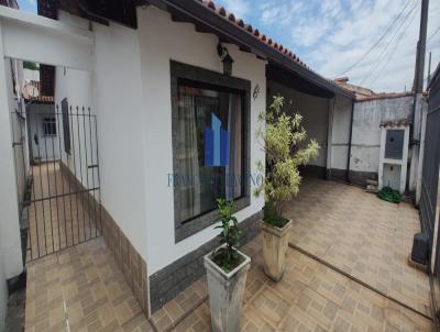 Casa para Venda, em Volta Redonda, bairro Parque das Ilhas, 3 dormit�rios, 1 banheiro, 2 vagas