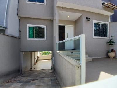 Casa para Venda, em Volta Redonda, bairro Jardim Belvedere, 3 dormit�rios, 3 banheiros, 1 su�te, 2 vagas